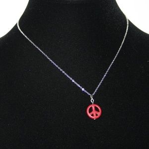 Small Nwt Stone peace sign necklace silver pendant
